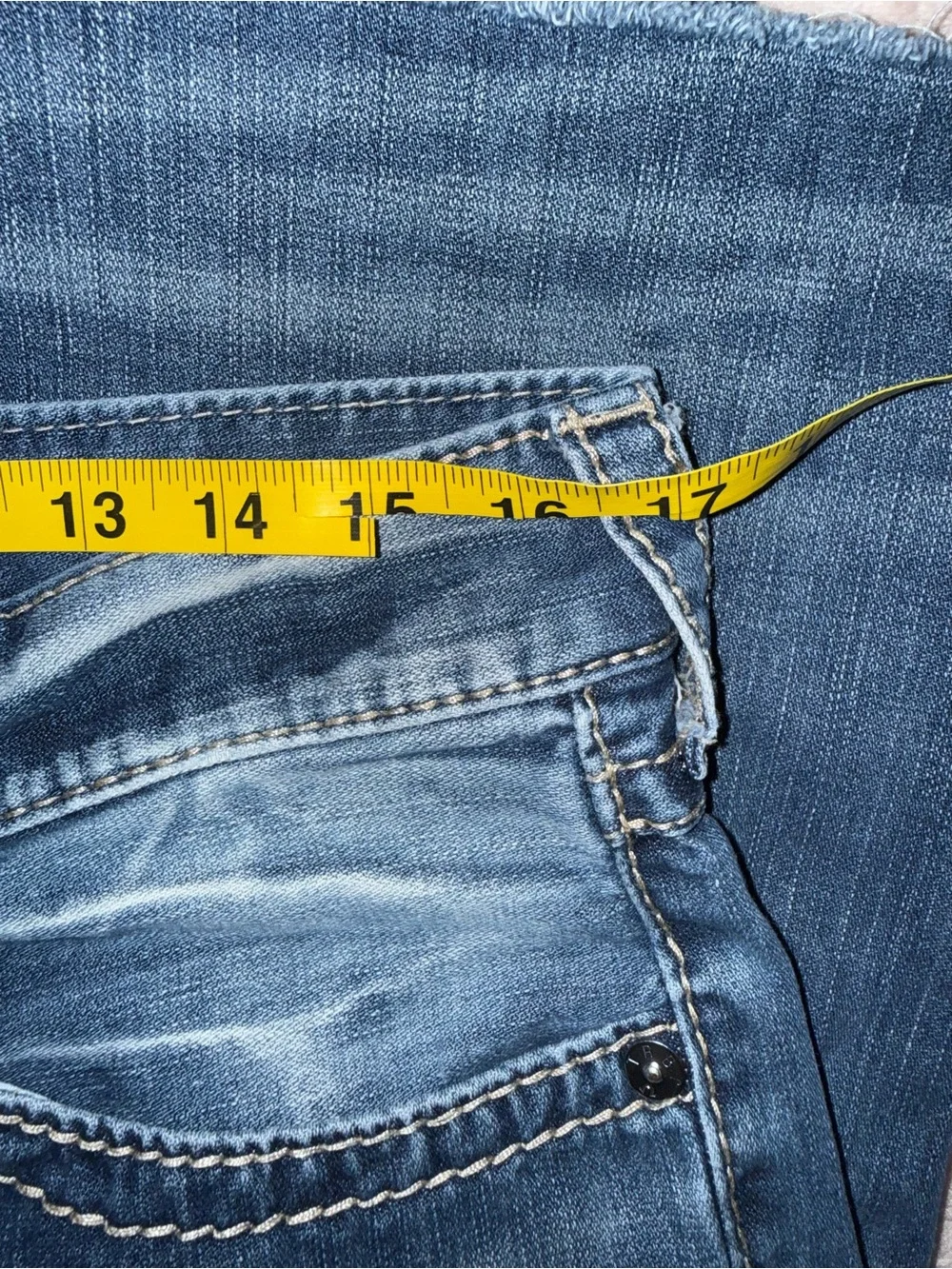 True region shorts size 34